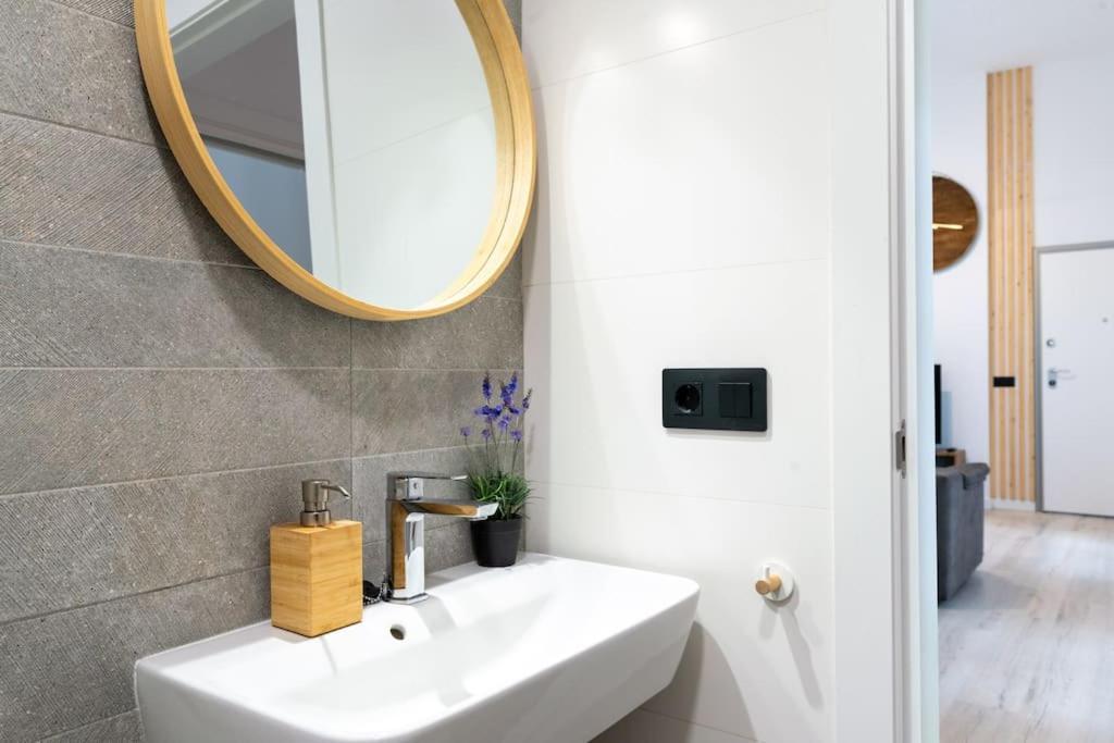 Gb Apartamento Corazon De Sevilla Goyeneta St Exteriör bild